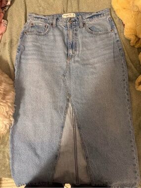 Abercrombie & Fitch Light Blue Denim Front-Slit Jeans Skirt